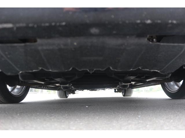 ハイエースワゴン ＧＬ　禁煙車　片側電動スライド　ベッドキット　ファブレス１９ＡＷ　カロッツェリアディスプレイ　バックカメラ　後席モニター　スマートキー　シートカバー　ローダウン車　ＬＥＤヘッドライト　インパネＡＴ　１０人乗（69枚目）