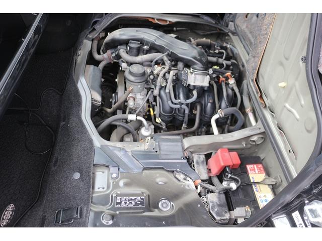 ハイエースワゴン ＧＬ　禁煙車　片側電動スライド　ベッドキット　ファブレス１９ＡＷ　カロッツェリアディスプレイ　バックカメラ　後席モニター　スマートキー　シートカバー　ローダウン車　ＬＥＤヘッドライト　インパネＡＴ　１０人乗（70枚目）