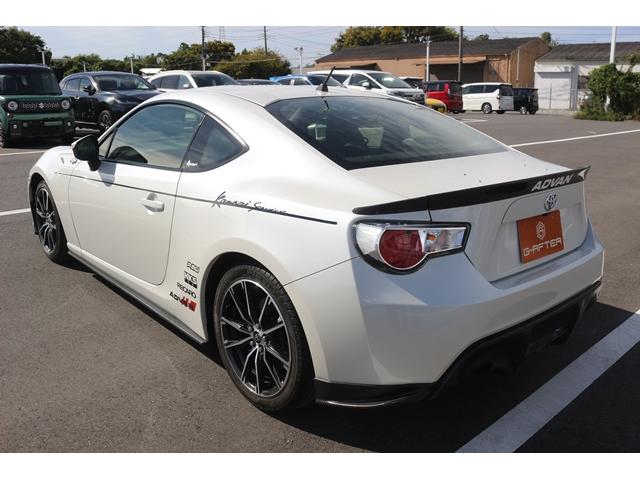 86 G 禁煙車 フルエアロ HKSスーパーチャージャ HKSオイルクーラー HKS車高調 HKSエキマニ 純正17AW イクリプスナビ フルセグ バックカメラ 社外マフラー DVD再生 盗難防止システム(12枚目)