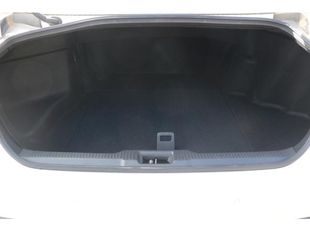 クラウンハイブリッド RS リミテッドII 禁煙車 後期型 黒本革シート 純正12.3型ナビ フルセグ バックカメラ トヨタセーフティセンス ベンチレーション&シートヒーター BSM スーパーライブサウンド 3眼LEDヘッドランプ ETC(19枚目)