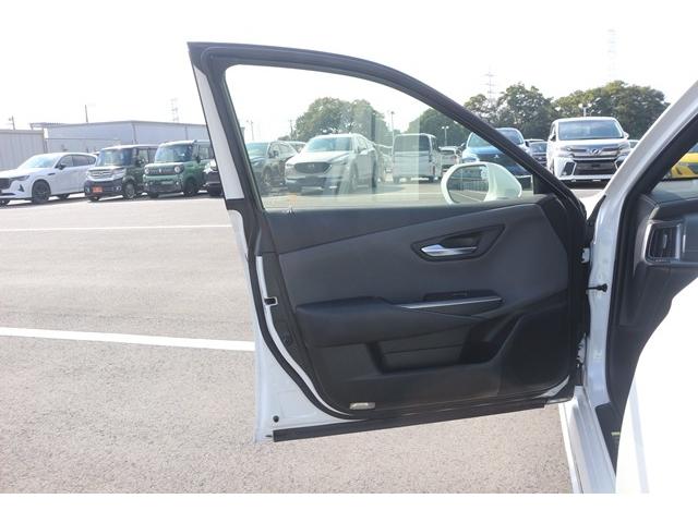 クラウンハイブリッド RS リミテッドII 禁煙車 後期型 黒本革シート 純正12.3型ナビ フルセグ バックカメラ トヨタセーフティセンス ベンチレーション&シートヒーター BSM スーパーライブサウンド 3眼LEDヘッドランプ ETC(58枚目)