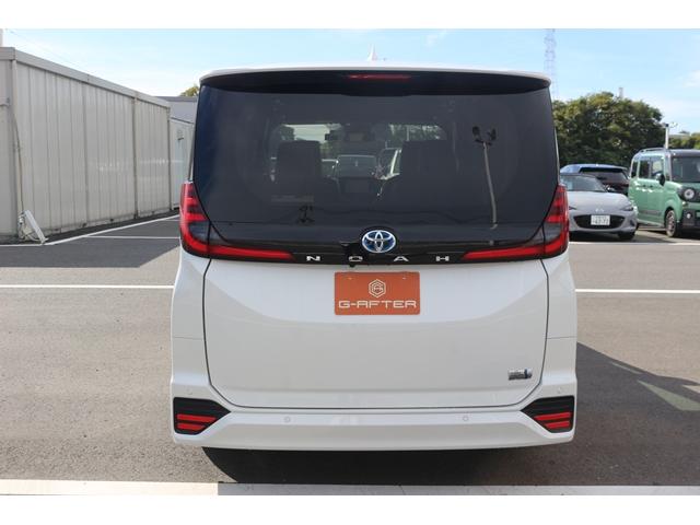 ノア ハイブリッドＳ－Ｚ　禁煙車　７人乗　純正ディスプレイオーディオ　バックカメラ　両側電動スライド　衝突軽減　レーダークルーズ　ＬＥＤヘッドライト　ＥＴＣ２．０　パーキングサポートブレーキ　レーンキープアシスト　純正１７ＡＷ（11枚目）