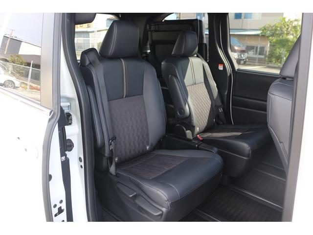 ノア ハイブリッドＳ－Ｚ　禁煙車　７人乗　純正ディスプレイオーディオ　バックカメラ　両側電動スライド　衝突軽減　レーダークルーズ　ＬＥＤヘッドライト　ＥＴＣ２．０　パーキングサポートブレーキ　レーンキープアシスト　純正１７ＡＷ（31枚目）