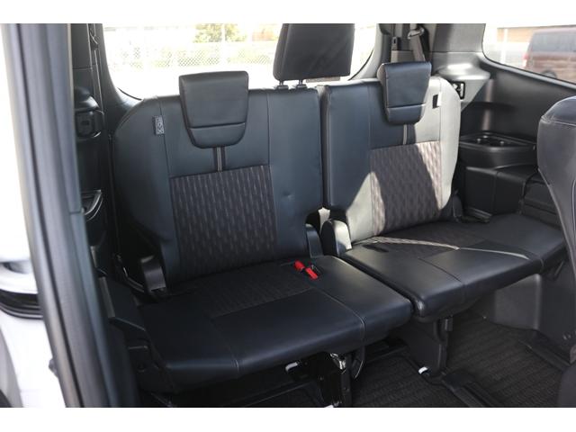 ノア ハイブリッドＳ－Ｚ　禁煙車　７人乗　純正ディスプレイオーディオ　バックカメラ　両側電動スライド　衝突軽減　レーダークルーズ　ＬＥＤヘッドライト　ＥＴＣ２．０　パーキングサポートブレーキ　レーンキープアシスト　純正１７ＡＷ（33枚目）