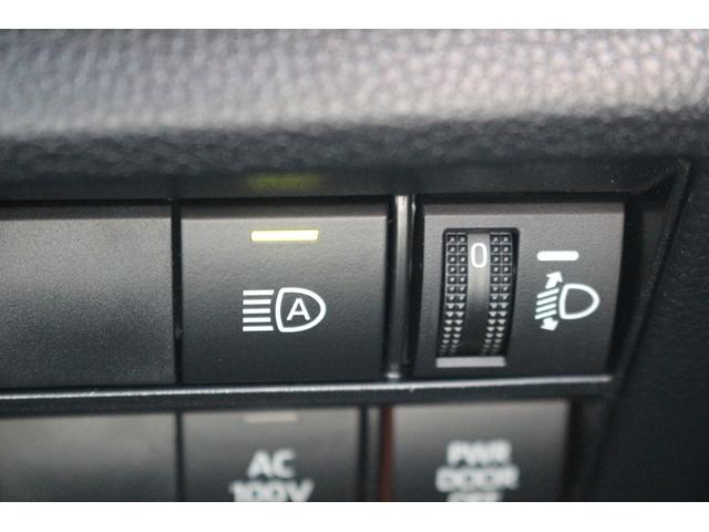 ノア ハイブリッドＳ－Ｚ　禁煙車　７人乗　純正ディスプレイオーディオ　バックカメラ　両側電動スライド　衝突軽減　レーダークルーズ　ＬＥＤヘッドライト　ＥＴＣ２．０　パーキングサポートブレーキ　レーンキープアシスト　純正１７ＡＷ（55枚目）