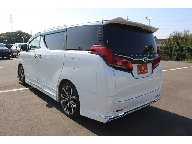 アルファード 2.5G 禁煙車 ベージュ革シート モデリスタエアロ モデリスタ20インチAW 後席モニター 3眼LED  純正10型ナビ フルセグTV Bカメラ トヨタセーフティセンス デジタルミラー ベンチレーション(24枚目)