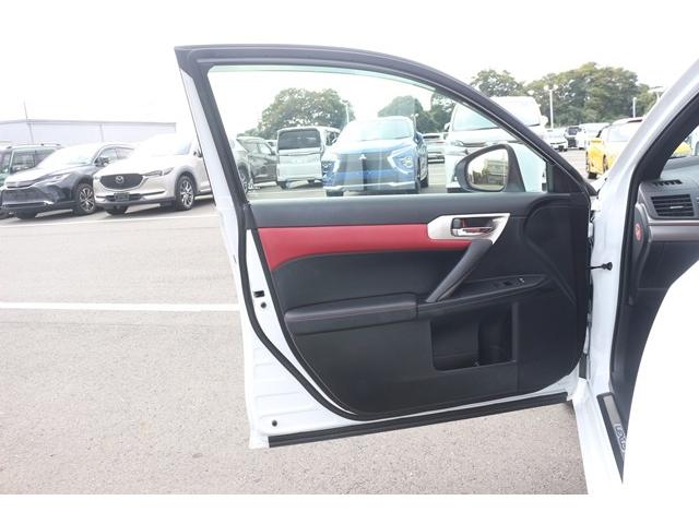 CT CT200h Fスポーツ 禁煙車 赤本革シート 純正10.3型ナビ バックカメラ ステアリングヒーター セーフティセンス レーダークルーズ LEDヘッドライト パワーシート シートヒーター ETC2.0 純正17インチAW(40枚目)