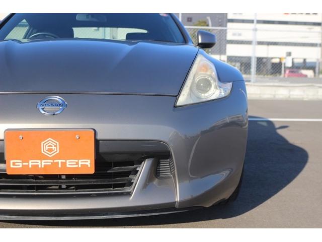 フェアレディＺ バージョンＴ　禁煙車　黒革シート　ＢＯＳＥサウンド　ＥＴＣ　純正１８ＡＷ　プッシュシート　シートヒーター　スマートキー　パドルシフト　電動格納ドアミラー　ＥＴＣ　オートエアコン　盗難防止システム　衝突軽減ボディー（16枚目）
