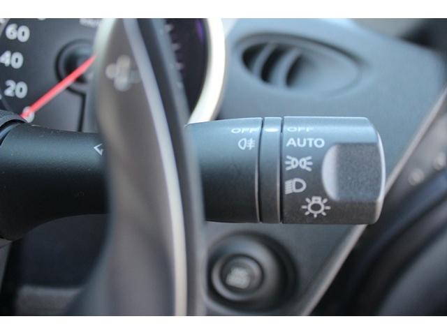 フェアレディＺ バージョンＴ　禁煙車　黒革シート　ＢＯＳＥサウンド　ＥＴＣ　純正１８ＡＷ　プッシュシート　シートヒーター　スマートキー　パドルシフト　電動格納ドアミラー　ＥＴＣ　オートエアコン　盗難防止システム　衝突軽減ボディー（41枚目）