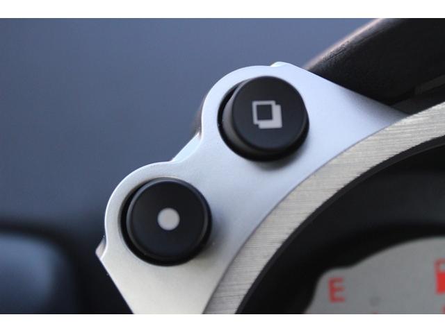 フェアレディＺ バージョンＴ　禁煙車　黒革シート　ＢＯＳＥサウンド　ＥＴＣ　純正１８ＡＷ　プッシュシート　シートヒーター　スマートキー　パドルシフト　電動格納ドアミラー　ＥＴＣ　オートエアコン　盗難防止システム　衝突軽減ボディー（52枚目）