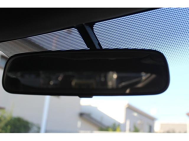 フェアレディＺ バージョンＴ　禁煙車　黒革シート　ＢＯＳＥサウンド　ＥＴＣ　純正１８ＡＷ　プッシュシート　シートヒーター　スマートキー　パドルシフト　電動格納ドアミラー　ＥＴＣ　オートエアコン　盗難防止システム　衝突軽減ボディー（63枚目）