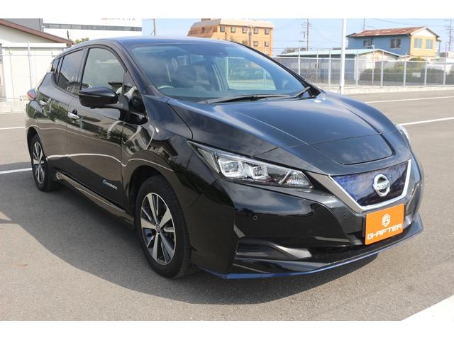 リーフ e+ X 禁煙車 純正9型ナビ フルセグ 全周囲カメラ 衝突軽減ブレーキ レーダークルーズコントロール シートヒーター シートエアコン LEDヘッドライト ETC2.0 純正16AW ステアリングヒーター(4枚目)