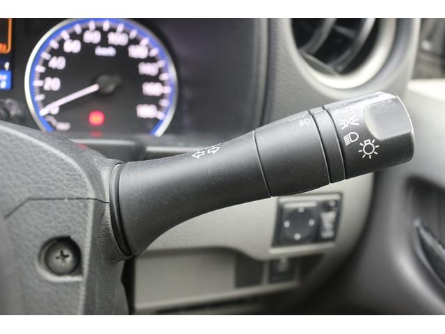 NV350キャラバンワゴン GX 禁煙車 純正ナビ フルセグTV 全周囲カメラ 電動スライドドア プッシュスタート フォグライト ETC リアヒーター リアクーラー HIDヘッドライト パーキングアシスト スマートキー 電動格納ミラー(49枚目)