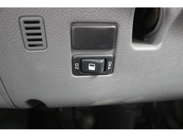 NV350キャラバンワゴン GX 禁煙車 純正ナビ フルセグTV 全周囲カメラ 電動スライドドア プッシュスタート フォグライト ETC リアヒーター リアクーラー HIDヘッドライト パーキングアシスト スマートキー 電動格納ミラー(55枚目)