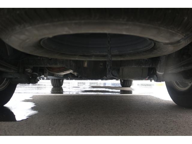 NV350キャラバンワゴン GX 禁煙車 純正ナビ フルセグTV 全周囲カメラ 電動スライドドア プッシュスタート フォグライト ETC リアヒーター リアクーラー HIDヘッドライト パーキングアシスト スマートキー 電動格納ミラー(70枚目)