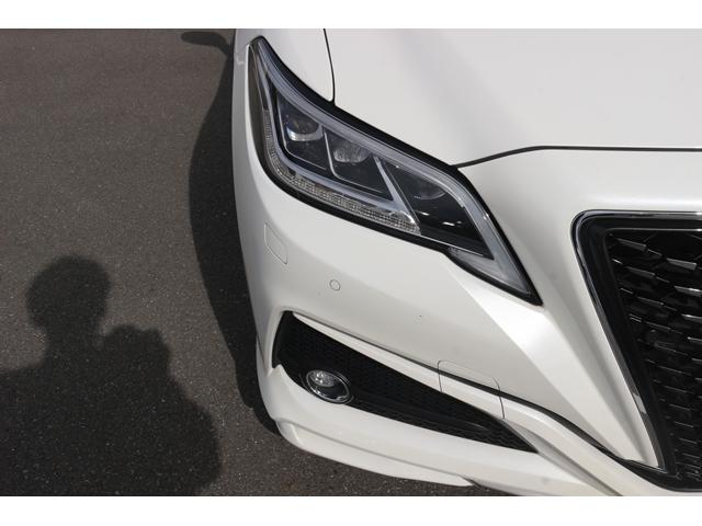 クラウンハイブリッド Ｇ　禁煙車　黒革　サンルーフ　純正ナビ　フルセグ　バックカメラ　トヨタセーフティーセンス　ＥＴＣ　レーダークルーズコントロール　温冷シート　デジタルインナーミラー　ブラインドスポットモニター　パワーシート（16枚目）