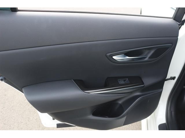 クラウンハイブリッド Ｇ　禁煙車　黒革　サンルーフ　純正ナビ　フルセグ　バックカメラ　トヨタセーフティーセンス　ＥＴＣ　レーダークルーズコントロール　温冷シート　デジタルインナーミラー　ブラインドスポットモニター　パワーシート（37枚目）
