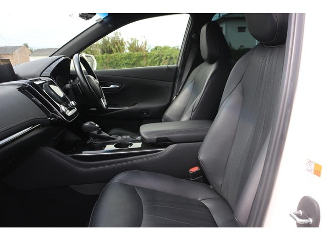 クラウンハイブリッド Ｇ　禁煙車　黒革　サンルーフ　純正ナビ　フルセグ　バックカメラ　トヨタセーフティーセンス　ＥＴＣ　レーダークルーズコントロール　温冷シート　デジタルインナーミラー　ブラインドスポットモニター　パワーシート（42枚目）