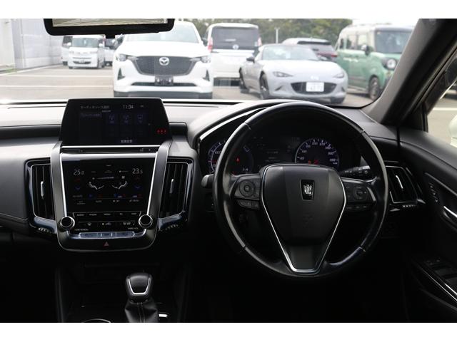 クラウンハイブリッド Ｇ　禁煙車　黒革　サンルーフ　純正ナビ　フルセグ　バックカメラ　トヨタセーフティーセンス　ＥＴＣ　レーダークルーズコントロール　温冷シート　デジタルインナーミラー　ブラインドスポットモニター　パワーシート（43枚目）