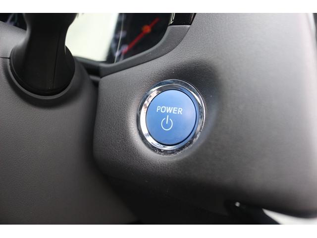 クラウンハイブリッド Ｇ　禁煙車　黒革　サンルーフ　純正ナビ　フルセグ　バックカメラ　トヨタセーフティーセンス　ＥＴＣ　レーダークルーズコントロール　温冷シート　デジタルインナーミラー　ブラインドスポットモニター　パワーシート（65枚目）