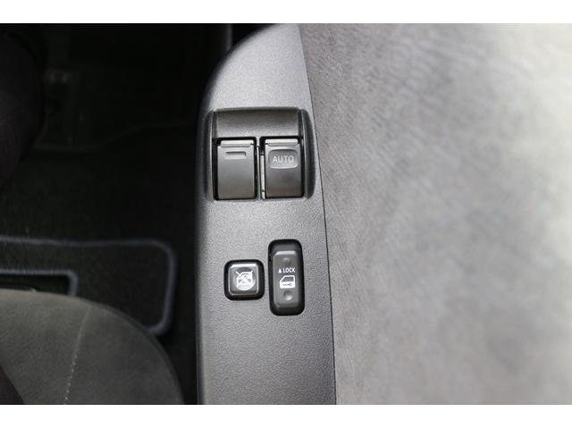 ハイエースワゴン GL 禁煙車 後席モニタ- 純正ナビ フルセグ バックカメラ 4列10人乗り 片側電動 純正15AW プッシュスタート LEDヘッドライト Bluetooth オートエアコン ETC スマ-トキ-(50枚目)