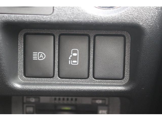 ハイエースワゴン GL 禁煙車 後席モニタ- 純正ナビ フルセグ バックカメラ 4列10人乗り 片側電動 純正15AW プッシュスタート LEDヘッドライト Bluetooth オートエアコン ETC スマ-トキ-(52枚目)