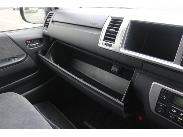 ハイエースワゴン GL 禁煙車 後席モニタ- 純正ナビ フルセグ バックカメラ 4列10人乗り 片側電動 純正15AW プッシュスタート LEDヘッドライト Bluetooth オートエアコン ETC スマ-トキ-(65枚目)