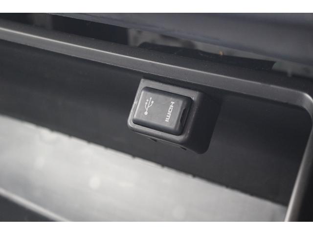 ハイエースワゴン GL 禁煙車 後席モニタ- 純正ナビ フルセグ バックカメラ 4列10人乗り 片側電動 純正15AW プッシュスタート LEDヘッドライト Bluetooth オートエアコン ETC スマ-トキ-(66枚目)