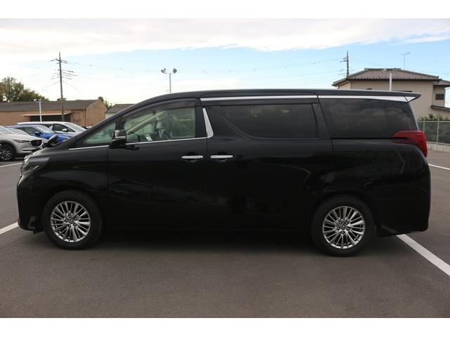 アルファード ２．５Ｇ　禁煙車　後席モニター　純正ナビ　フルセグ　バックカメラ　レーダークルーズコントロール　両側電動スライドドア　温冷シート　ＬＥＤヘッドライト　純正１７インチアルミホイール　電動格納式ミラー　ＥＴＣ（14枚目）