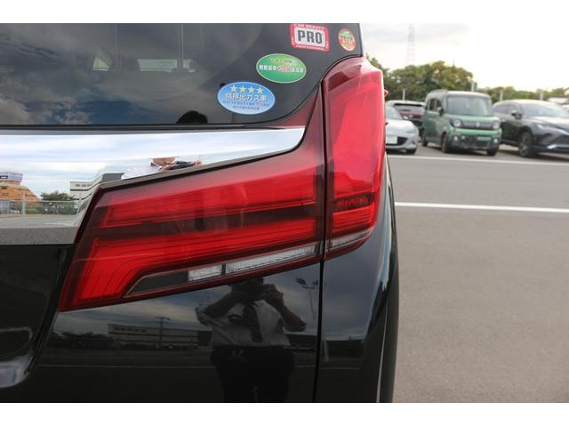 アルファード ２．５Ｇ　禁煙車　後席モニター　純正ナビ　フルセグ　バックカメラ　レーダークルーズコントロール　両側電動スライドドア　温冷シート　ＬＥＤヘッドライト　純正１７インチアルミホイール　電動格納式ミラー　ＥＴＣ（22枚目）