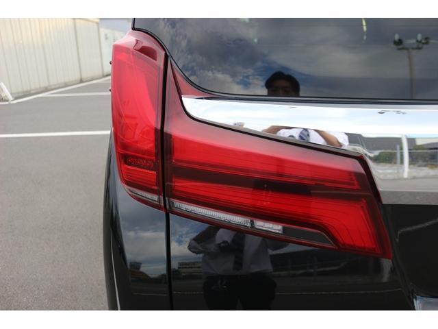 アルファード ２．５Ｇ　禁煙車　後席モニター　純正ナビ　フルセグ　バックカメラ　レーダークルーズコントロール　両側電動スライドドア　温冷シート　ＬＥＤヘッドライト　純正１７インチアルミホイール　電動格納式ミラー　ＥＴＣ（23枚目）