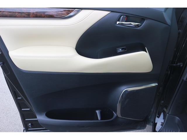 アルファード ２．５Ｇ　禁煙車　後席モニター　純正ナビ　フルセグ　バックカメラ　レーダークルーズコントロール　両側電動スライドドア　温冷シート　ＬＥＤヘッドライト　純正１７インチアルミホイール　電動格納式ミラー　ＥＴＣ（42枚目）