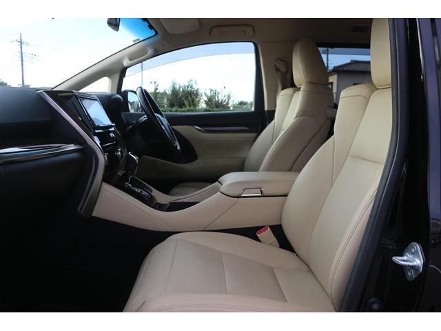 アルファード ２．５Ｇ　禁煙車　後席モニター　純正ナビ　フルセグ　バックカメラ　レーダークルーズコントロール　両側電動スライドドア　温冷シート　ＬＥＤヘッドライト　純正１７インチアルミホイール　電動格納式ミラー　ＥＴＣ（44枚目）