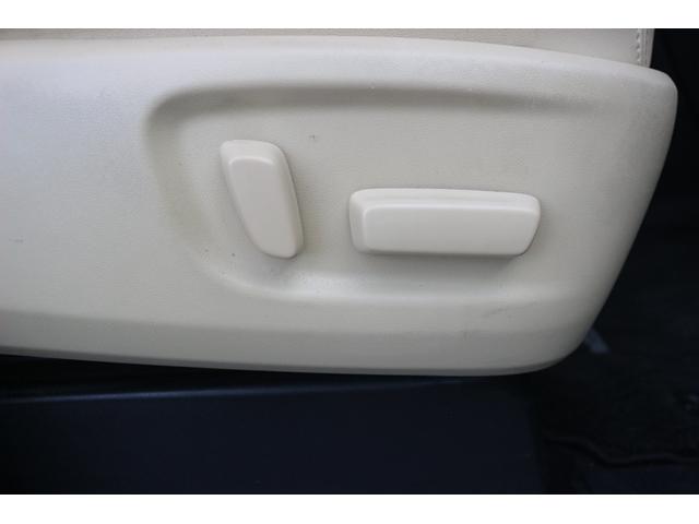 アルファード ２．５Ｇ　禁煙車　後席モニター　純正ナビ　フルセグ　バックカメラ　レーダークルーズコントロール　両側電動スライドドア　温冷シート　ＬＥＤヘッドライト　純正１７インチアルミホイール　電動格納式ミラー　ＥＴＣ（63枚目）