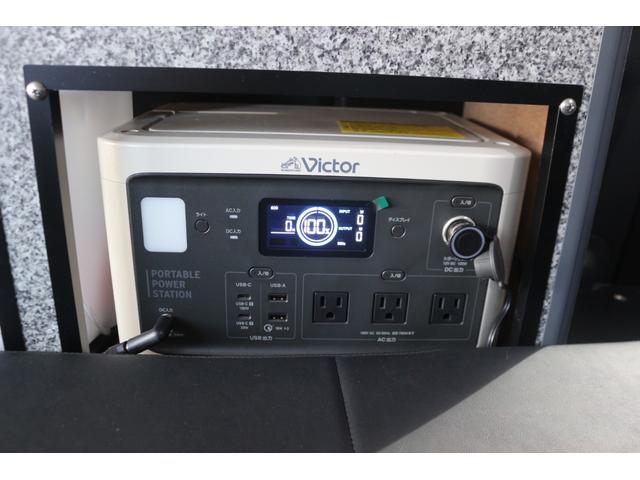 ＮＶ３５０キャラバンバン 　禁煙車　トランポプロベッドキット　水栓付シンク　ｖｉｃｔｏｒサブバッテリー　ワンオーナー　フルセグ　全周囲カメラ　電動スライドドア　ＬＥＤヘッドライト　衝突軽減ブレーキ　スマートキー　障害物センサー（5枚目）