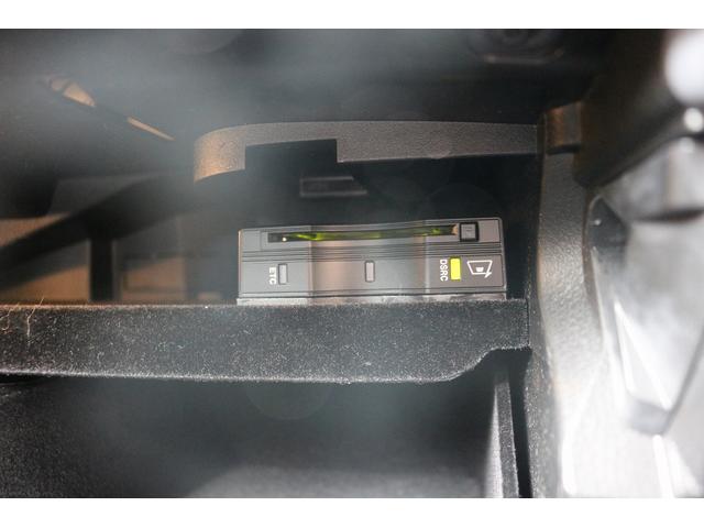 GLC GLC220d 4マチックスポーツ 禁煙車 レーダーセーフティーPKG アンビエントライト メーカーナビ フルセグ 全周囲カメラ ハーフレザー 電動Rゲート BSM LEDヘッドライト ETC レーダークルーズ ルーフレール(5枚目)