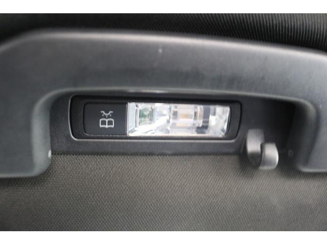 GLC GLC220d 4マチックスポーツ 禁煙車 レーダーセーフティーPKG アンビエントライト メーカーナビ フルセグ 全周囲カメラ ハーフレザー 電動Rゲート BSM LEDヘッドライト ETC レーダークルーズ ルーフレール(54枚目)