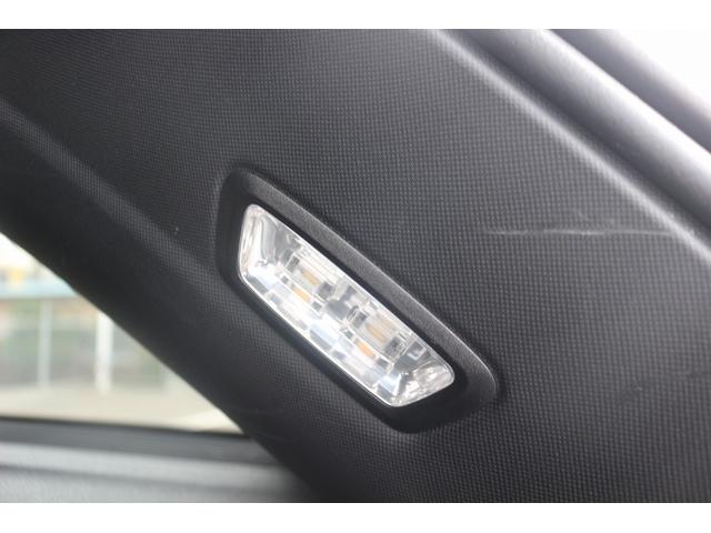 GLC GLC220d 4マチックスポーツ 禁煙車 レーダーセーフティーPKG アンビエントライト メーカーナビ フルセグ 全周囲カメラ ハーフレザー 電動Rゲート BSM LEDヘッドライト ETC レーダークルーズ ルーフレール(62枚目)