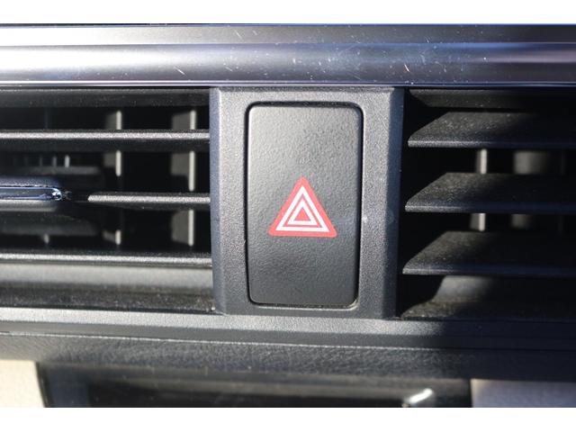 シエンタ ハイブリッドＧ　禁煙車　純正ナビ　フルセグ　バックカメラ　両側電動　ＬＥＤヘッドライト　ＥＴＣ　Ｂｌｕｅｔｏｏｔｈ接続　スマートキー　ＬＥＤヘッドライト　ＥＴＣ　３列シート７人乗り　社外１５ＡＷ　電動格納ミラー（41枚目）