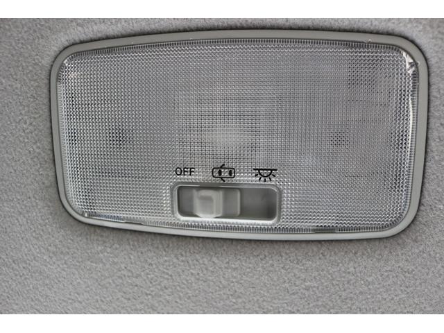 シエンタ ハイブリッドＧ　禁煙車　純正ナビ　フルセグ　バックカメラ　両側電動　ＬＥＤヘッドライト　ＥＴＣ　Ｂｌｕｅｔｏｏｔｈ接続　スマートキー　ＬＥＤヘッドライト　ＥＴＣ　３列シート７人乗り　社外１５ＡＷ　電動格納ミラー（57枚目）