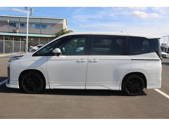 ヴォクシー Ｓ－Ｇ　禁煙車　トヨタセ－フティセンス　純正１０．５型ナビ　フルセグ　ＧＲエアロ　社外１８ＡＷ　バックカメラ　アダプティブクルーズコントロール　クリアランスソナー　両側電動スライドドア　ウォ－クスル－（6枚目）