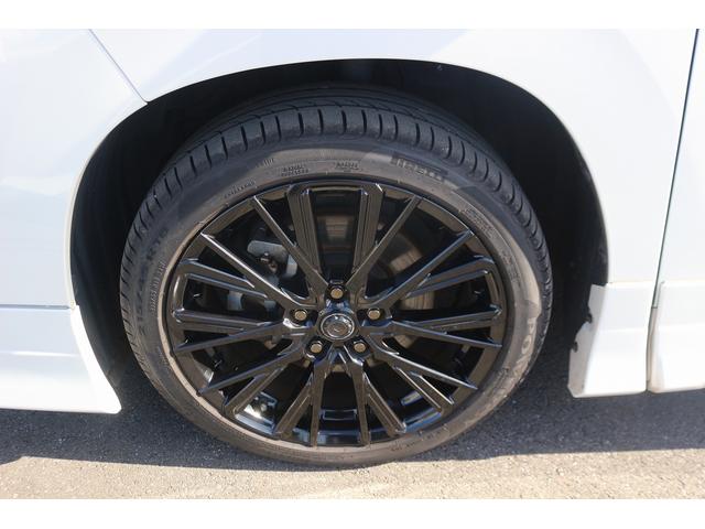 ヴォクシー Ｓ－Ｇ　禁煙車　トヨタセ－フティセンス　純正１０．５型ナビ　フルセグ　ＧＲエアロ　社外１８ＡＷ　バックカメラ　アダプティブクルーズコントロール　クリアランスソナー　両側電動スライドドア　ウォ－クスル－（12枚目）