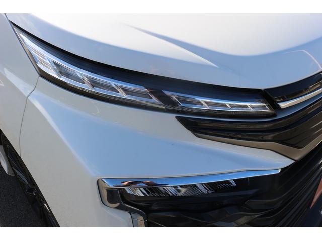 ヴォクシー Ｓ－Ｇ　禁煙車　トヨタセ－フティセンス　純正１０．５型ナビ　フルセグ　ＧＲエアロ　社外１８ＡＷ　バックカメラ　アダプティブクルーズコントロール　クリアランスソナー　両側電動スライドドア　ウォ－クスル－（15枚目）