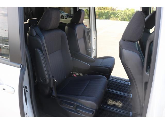 ヴォクシー Ｓ－Ｇ　禁煙車　トヨタセ－フティセンス　純正１０．５型ナビ　フルセグ　ＧＲエアロ　社外１８ＡＷ　バックカメラ　アダプティブクルーズコントロール　クリアランスソナー　両側電動スライドドア　ウォ－クスル－（48枚目）