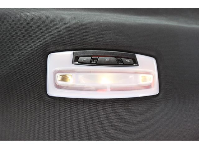 2シリーズ M235iクーペ 禁煙車 harman/kardon 赤革シート 前席シートヒーター ドライビングアシスト 専用18インチAW 純正HDDナビ バックカメラ メモリー機能付パワーシート パドルシフト レーンキープ(55枚目)