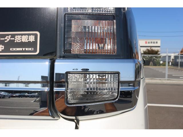 ヴォクシー ZS 禁煙車 純正9インチナビ 後席モニター 両側電動スライド バックカメラ フルセグ LEDヘッドライト ETC ウォークスルー オートライト 電動格納ミラー スマートキー Bluetooth接続(20枚目)