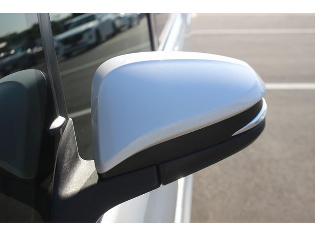 ヴォクシー ZS 禁煙車 純正9インチナビ 後席モニター 両側電動スライド バックカメラ フルセグ LEDヘッドライト ETC ウォークスルー オートライト 電動格納ミラー スマートキー Bluetooth接続(22枚目)