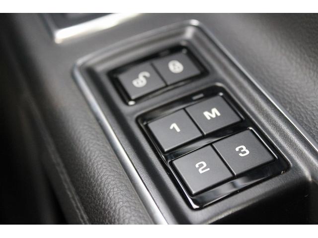 XF プレステージ 禁煙車 黒革シート 純正18インチ5スポークAW ロゴ入りイルミネーテッドスカッフプレート 純正ナビ フルセグ バックカメラ LEDヘッドライト ETC シートヒーター 電動リアゲート(53枚目)