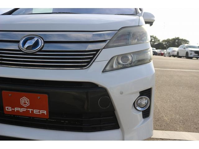 ヴェルファイアハイブリッド ＺＲ　禁煙車　後席モニター　電動リアゲート　純正メーカーナビ　バックカメラ　フルセグＴＶ　デジタルインナ－ミラー　プレミアムサウンド　ＬＥＤヘッドライト　パワーシート　両側電動スライドドア　ＥＴＣ（16枚目）