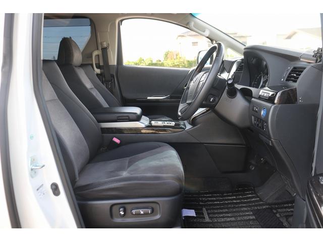 ヴェルファイアハイブリッド ＺＲ　禁煙車　後席モニター　電動リアゲート　純正メーカーナビ　バックカメラ　フルセグＴＶ　デジタルインナ－ミラー　プレミアムサウンド　ＬＥＤヘッドライト　パワーシート　両側電動スライドドア　ＥＴＣ（34枚目）